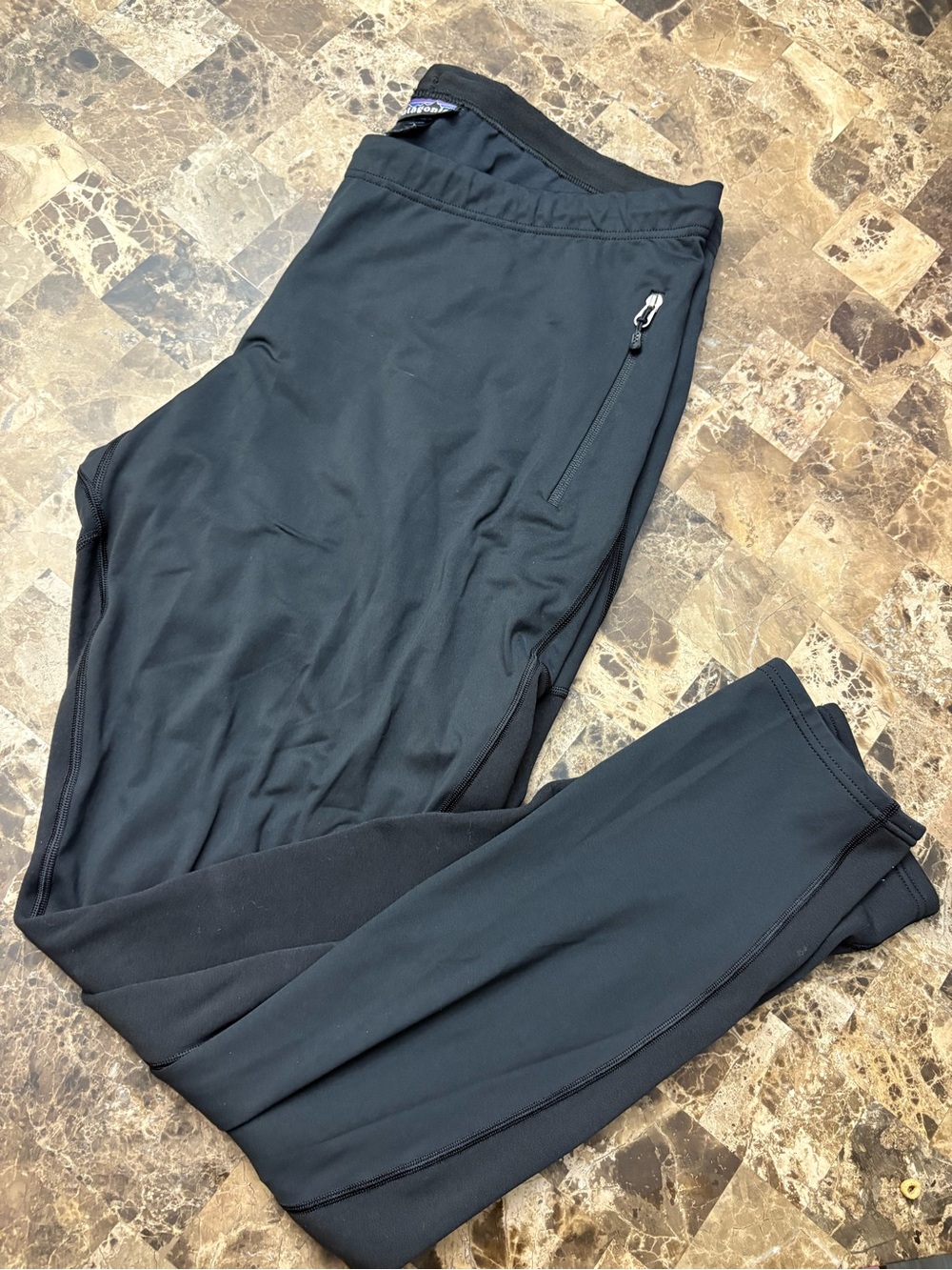 Patagonia Black Men's Performance Joggers with Zipper Pocket size large